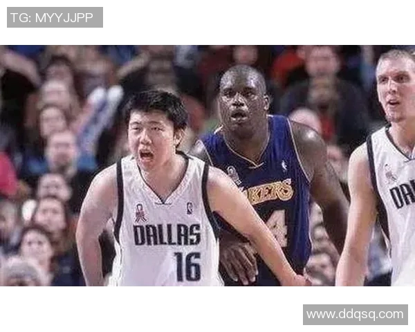 篮球明星与中国篮球明星的亲密互动与友谊故事揭秘